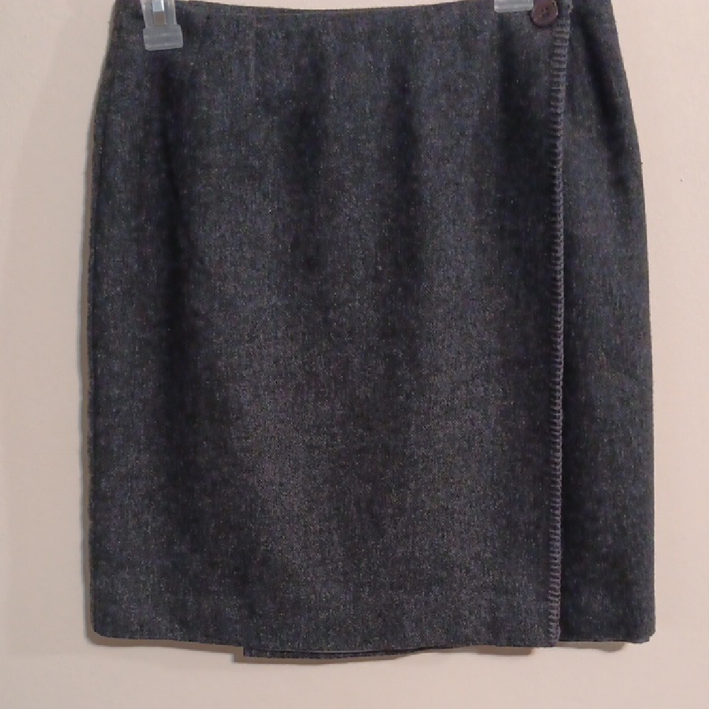 Elegant Gray Women's Skirt